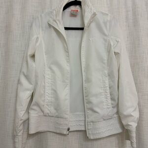 Nike White Lightweight Jacket with Ribbed Cuffs